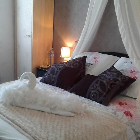 플레뇌프-발-앙드레 Au Gai Sejour B&B 외부 사진